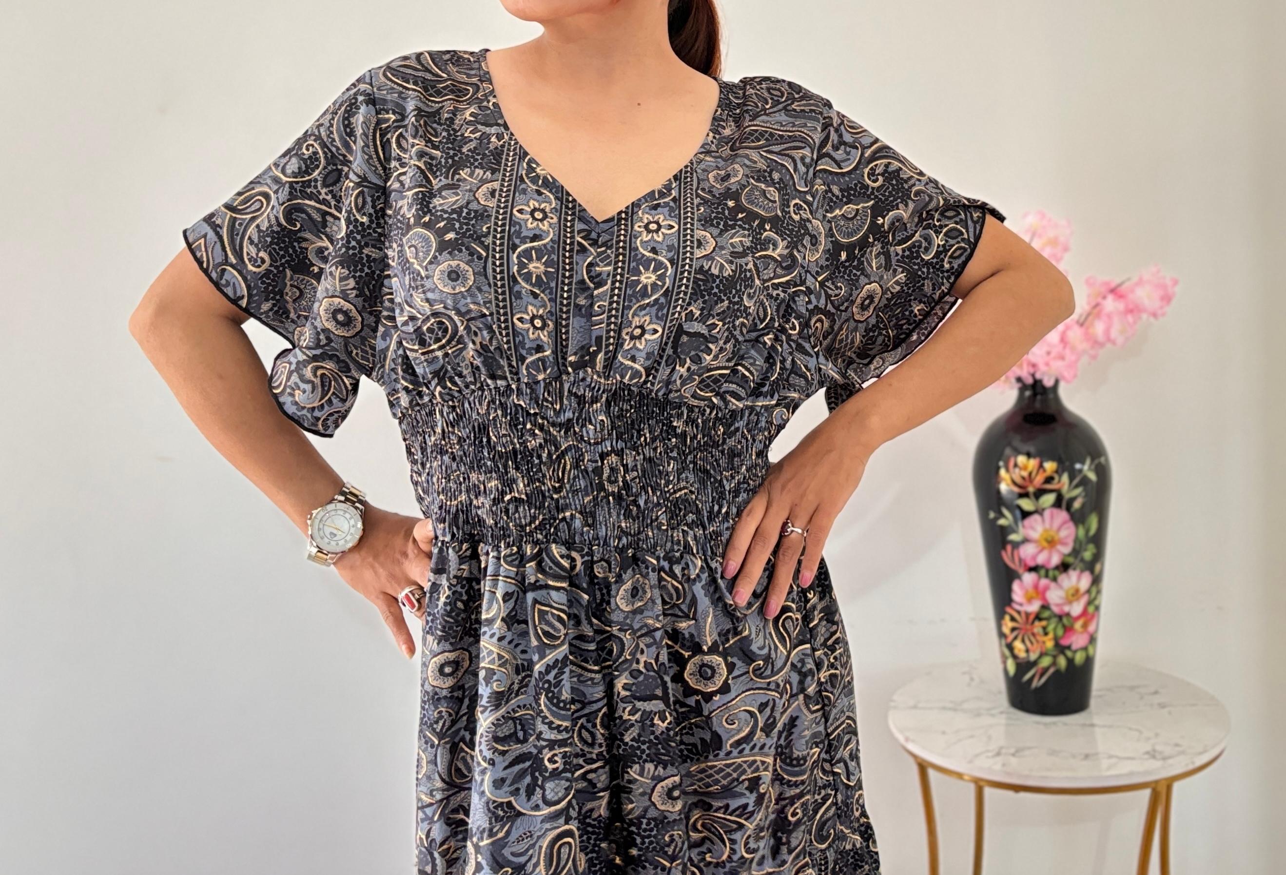 Paisley Patterned V-Neck Maxi Dress